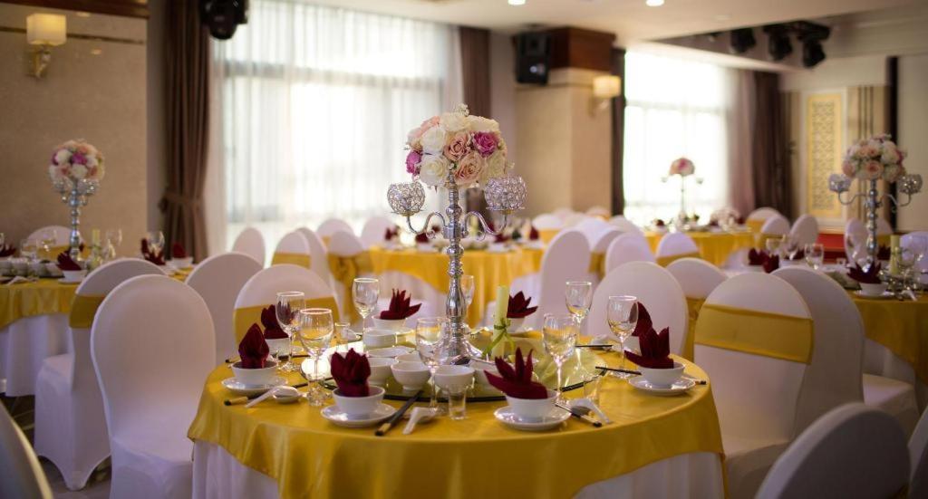 Royal Palace Hotel Tuyen Quang Εξωτερικό φωτογραφία