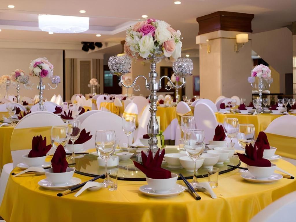 Royal Palace Hotel Tuyen Quang Εξωτερικό φωτογραφία