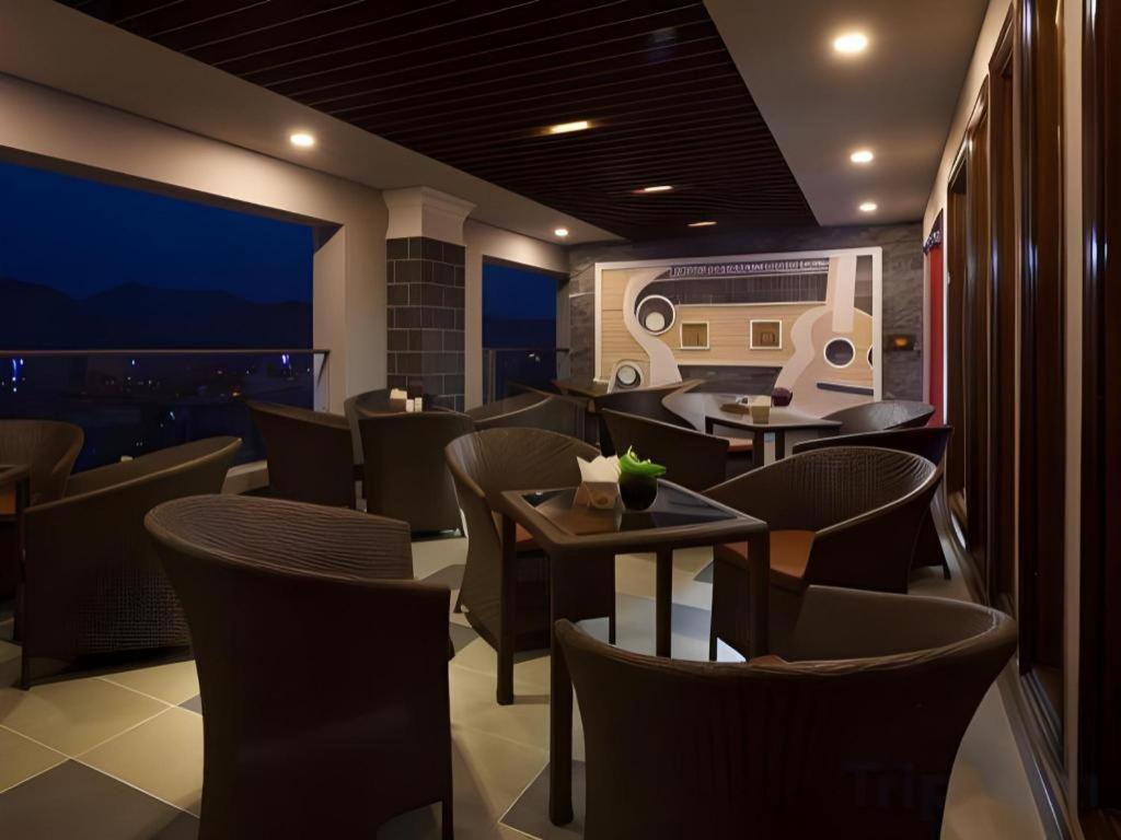 Royal Palace Hotel Tuyen Quang Εξωτερικό φωτογραφία