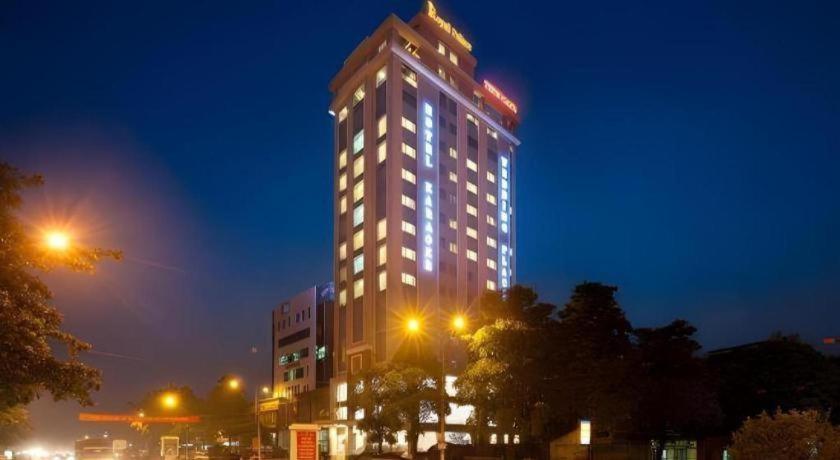 Royal Palace Hotel Tuyen Quang Εξωτερικό φωτογραφία