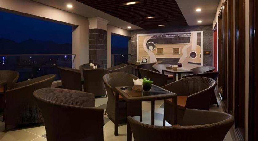 Royal Palace Hotel Tuyen Quang Εξωτερικό φωτογραφία