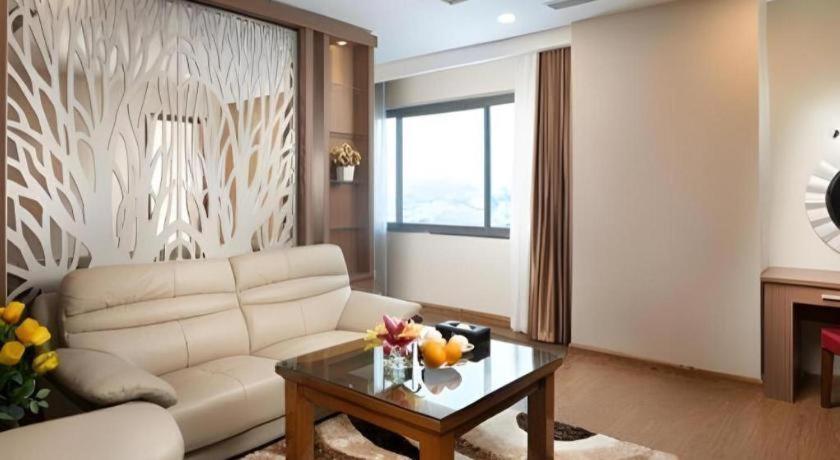Royal Palace Hotel Tuyen Quang Εξωτερικό φωτογραφία