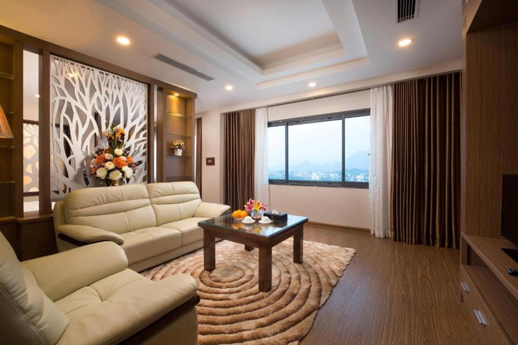 Royal Palace Hotel Tuyen Quang Εξωτερικό φωτογραφία