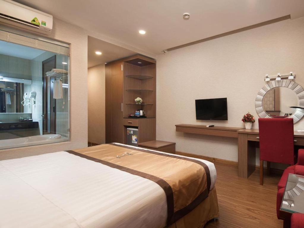 Royal Palace Hotel Tuyen Quang Εξωτερικό φωτογραφία