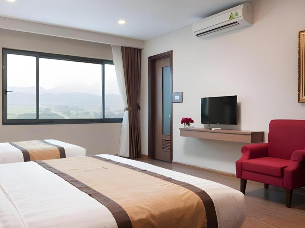 Royal Palace Hotel Tuyen Quang Εξωτερικό φωτογραφία