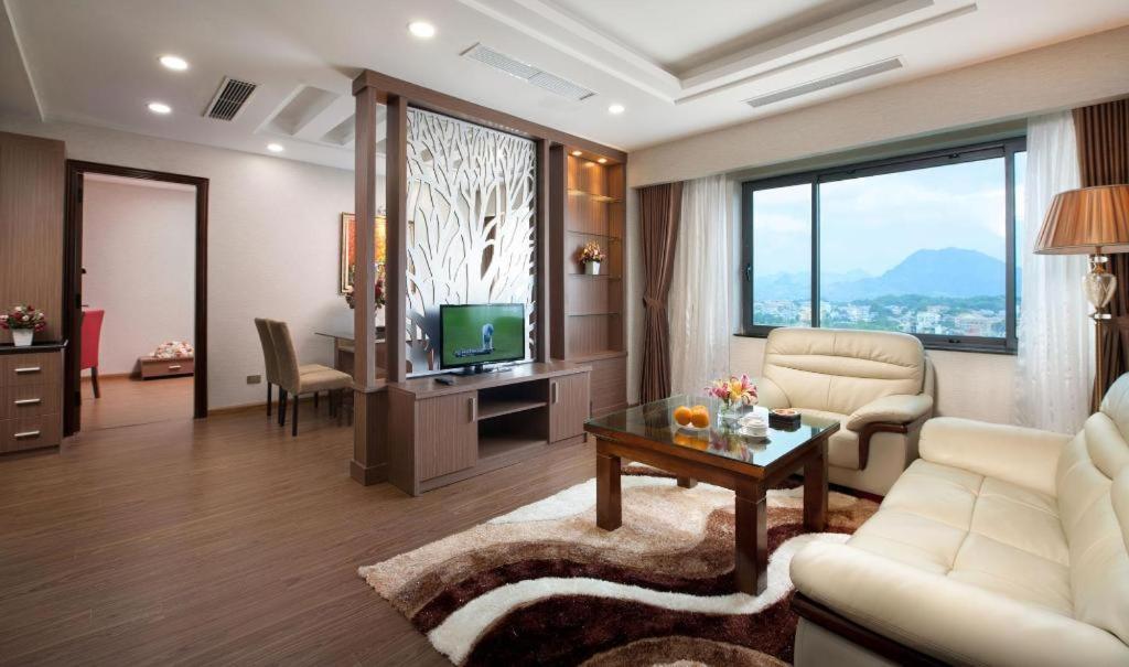 Royal Palace Hotel Tuyen Quang Εξωτερικό φωτογραφία